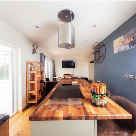 Luxury Cottage With Stunning Views Near Fairy Pools - School House 3 Carbost  Dış mekan fotoğraf