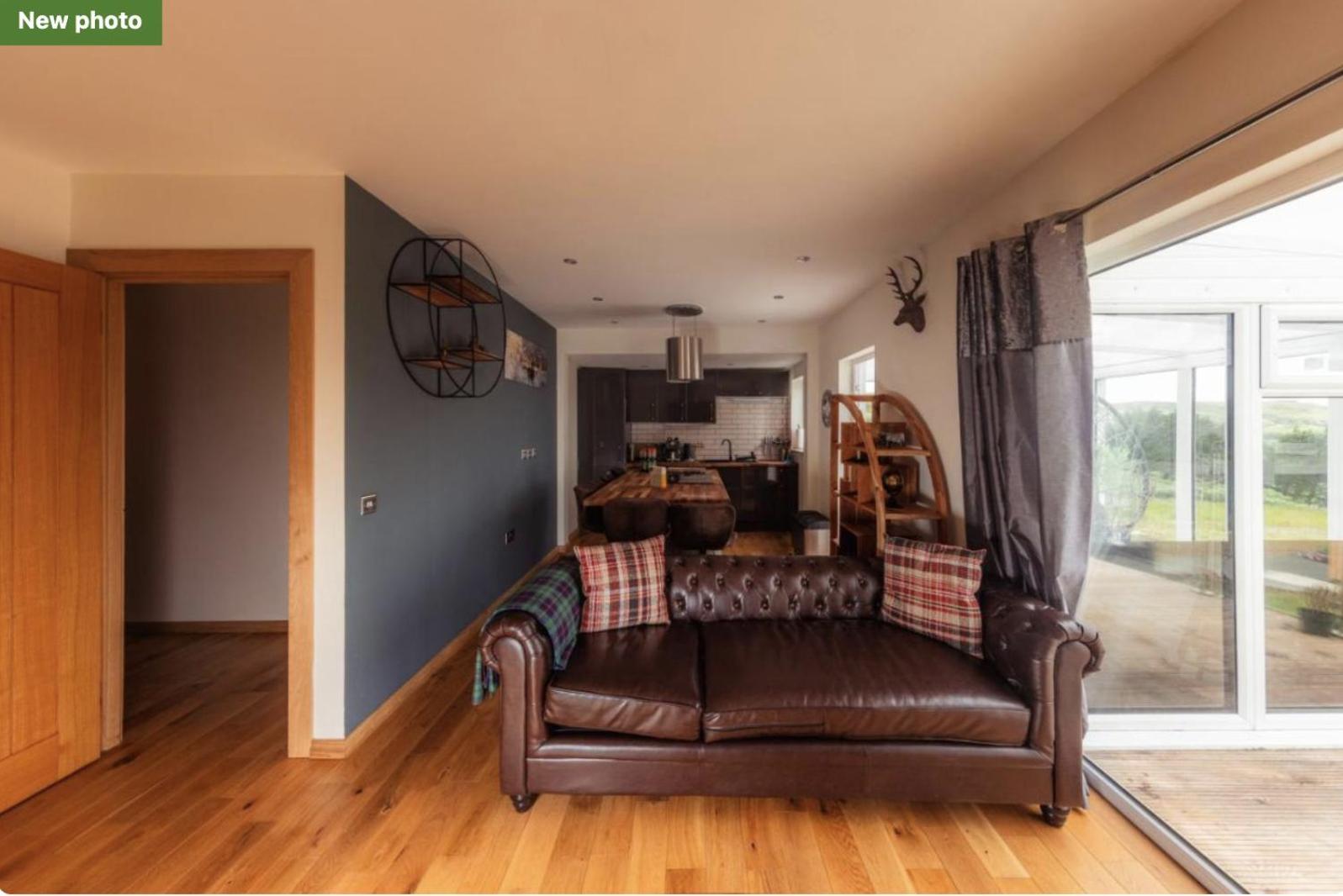 Luxury Cottage With Stunning Views Near Fairy Pools - School House 3 Carbost  Dış mekan fotoğraf